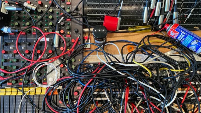 Residency at Strawberry Studio – Open call